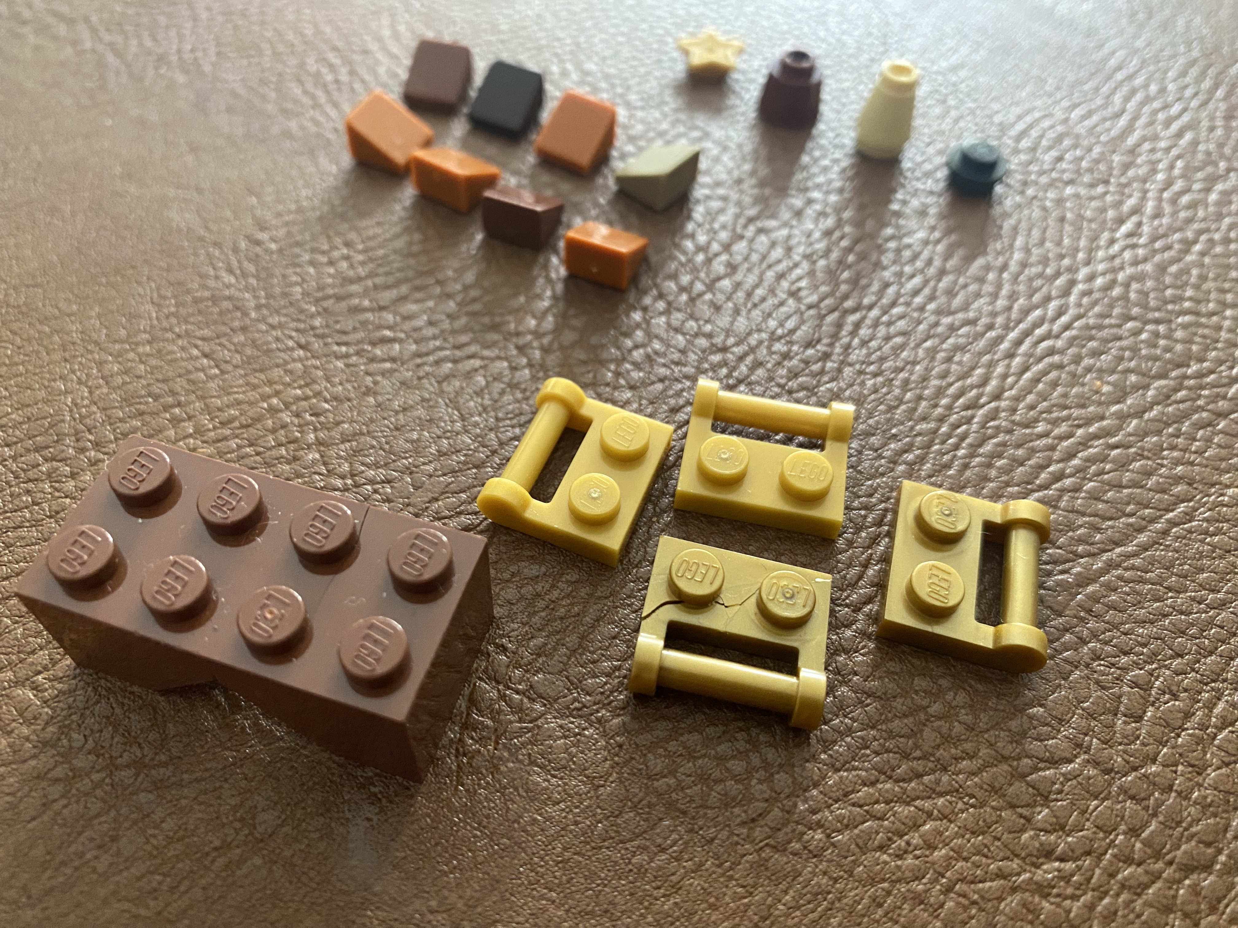 Lego Nativity Instructions - Step 2